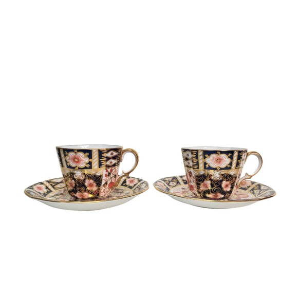 Vintage Royal Crown Derby Imari Tea Cups & Saucers-  Scalloped Rim 1927 & 1934 - Picture 11 of 16